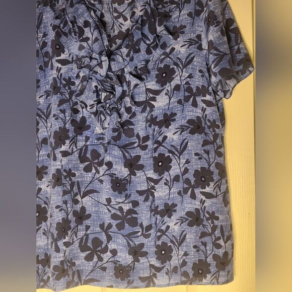 Pendleton 14 Blue Floral 100% SILK Ruffle V Neck Shrtslv Women's Blouse - Picture 7 of 8